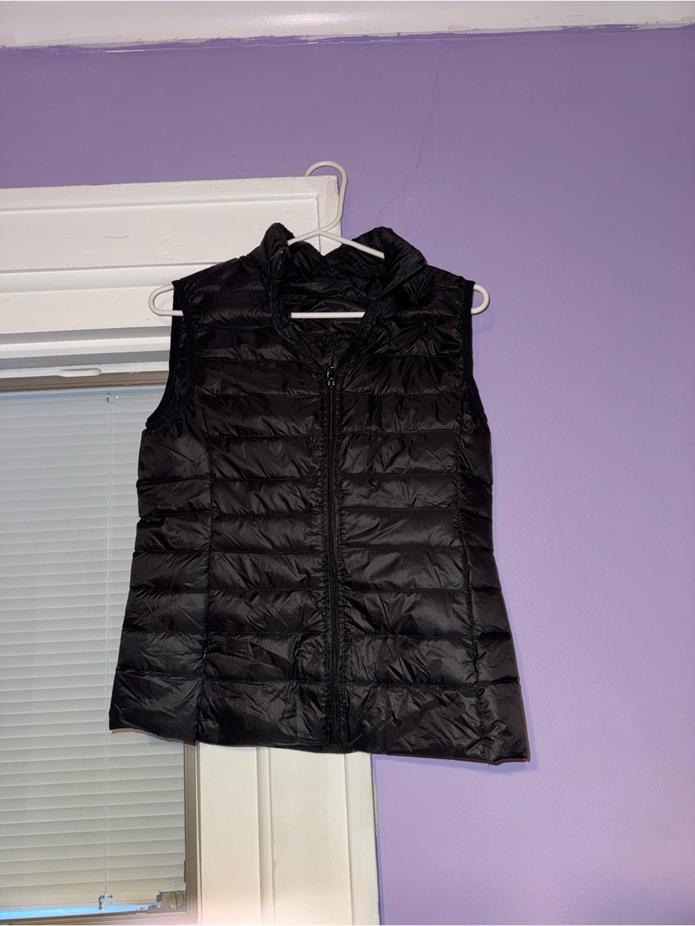 Women’s Black Packable Puffer Vest